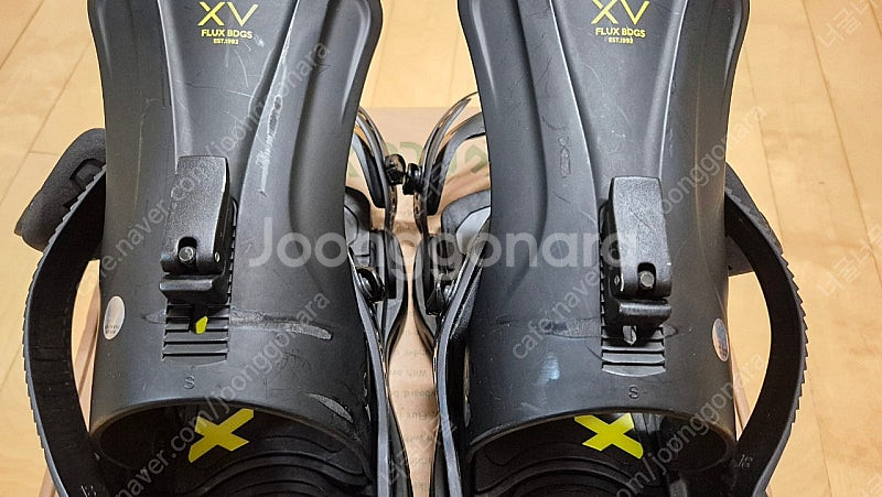 스노우보드 플럭스 바인딩 2021 XV (사이즈XS)판매합니다.박스있음.--4